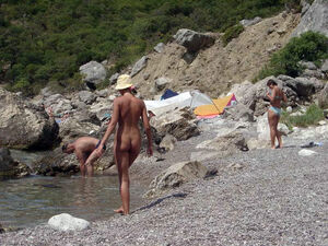 nude vacation pictures