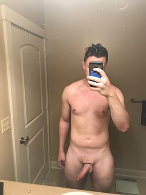 nude selfie pictures