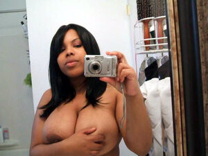 ebony bbw nude selfies